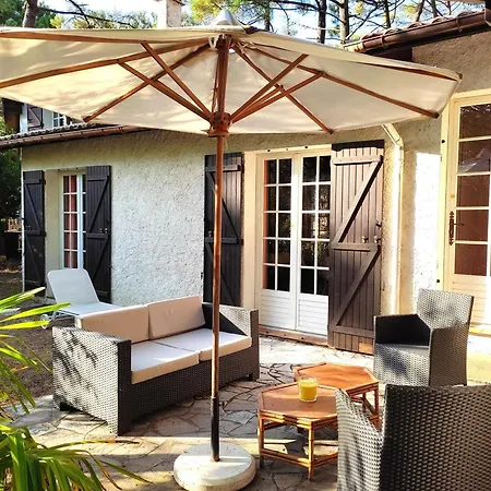 Familiale Au Calme Avec Jardin Clos, Proche Ocean Et Bassin, 8 Personnes - Fr-1-736-53 ヴィラ *