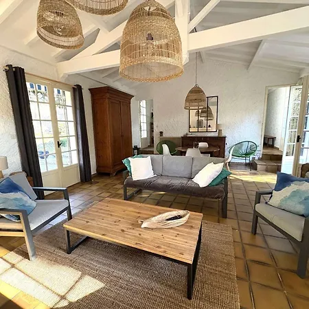Familiale Au Calme Avec Jardin Clos, Proche Ocean Et Bassin, 8 Personnes - Fr-1-736-53 ヴィラ